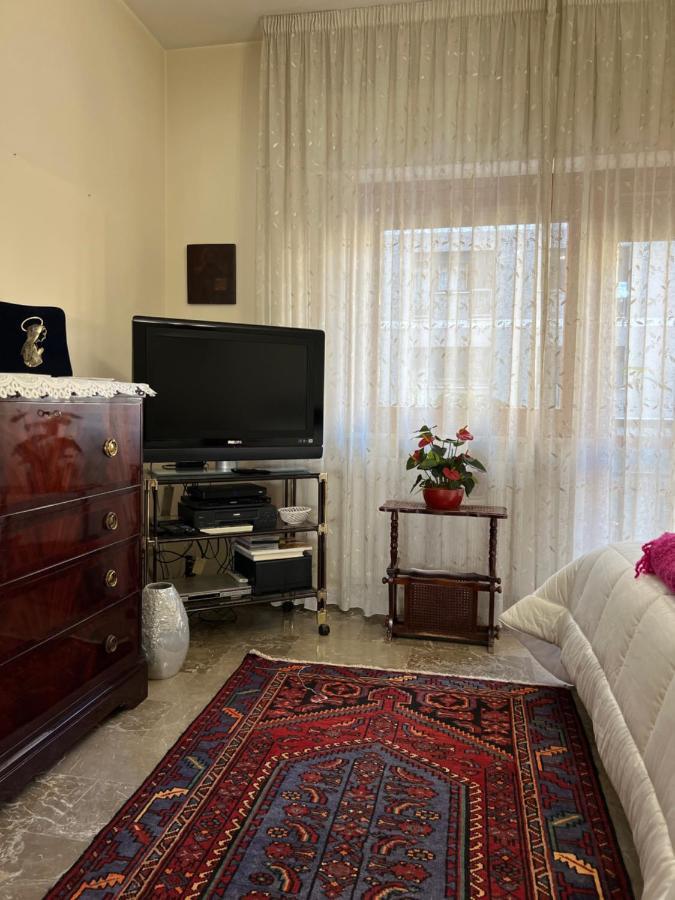 Holiday & House - Imparato Palermo Centro Politeama المظهر الخارجي الصورة